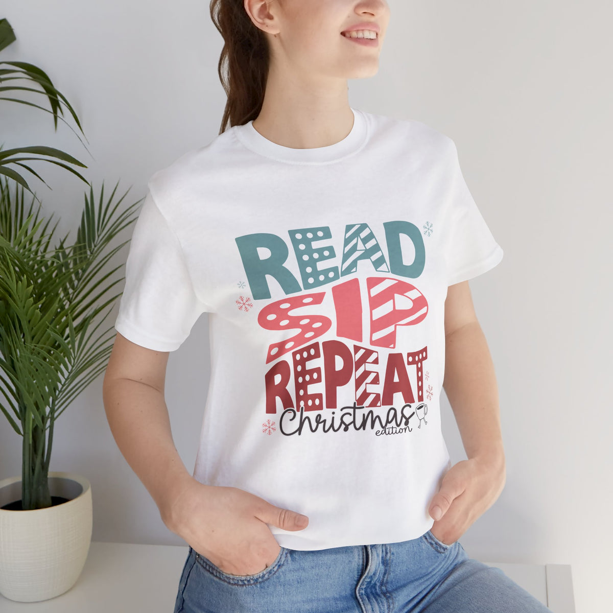 Read Sip Repeat Christmas Tee, Holiday T-Shirt, Cozy Christmas Gift, Unisex Short Sleeve Shirt, Reader's Holiday Apparel, Winter Graphic Tee